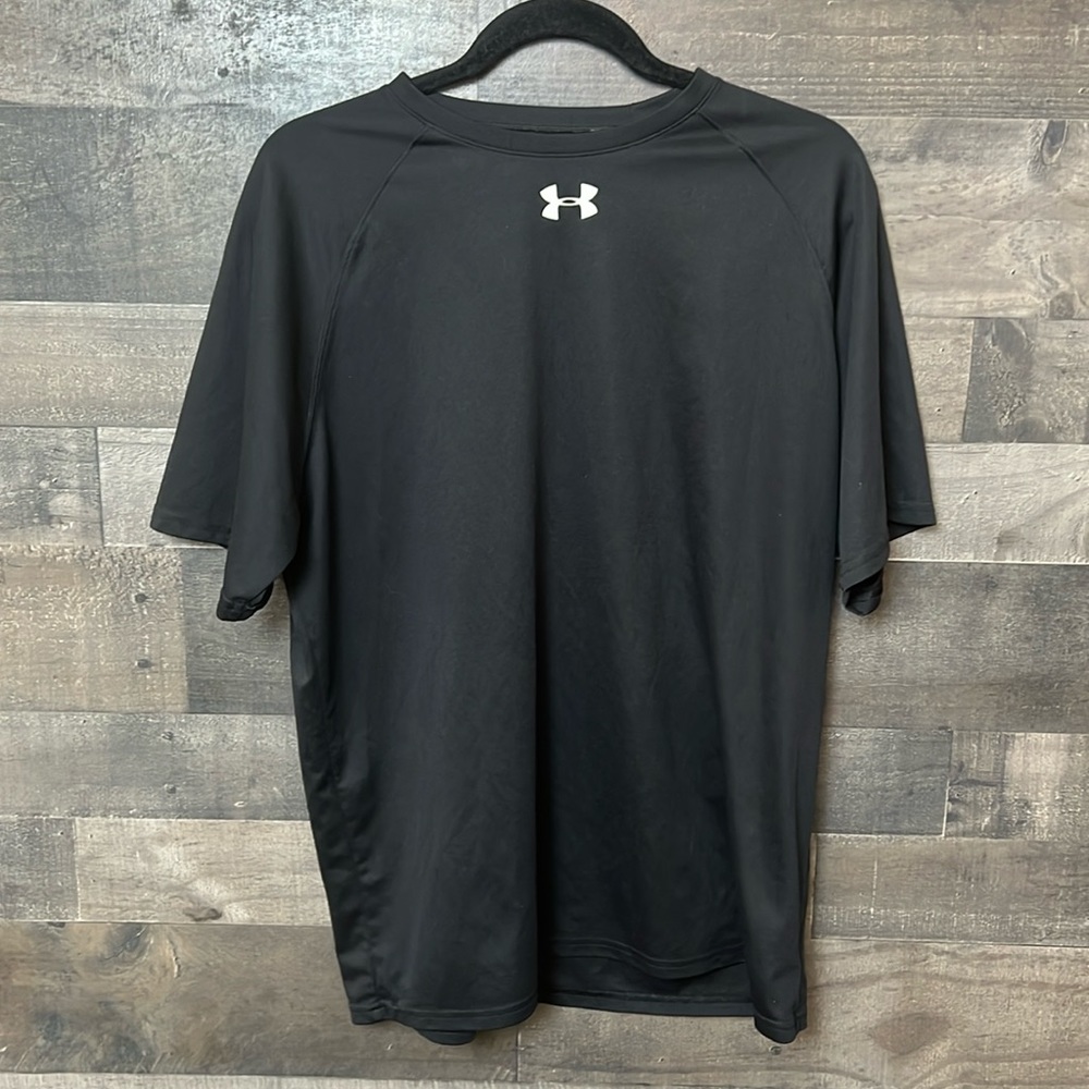 Black Under Armour Short Sleeve T-Shirt